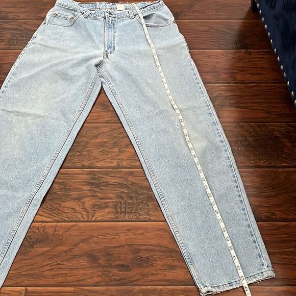 Vintage Levi’s 560 Distressed Blue Denim Jeans Loose Fit Taper Leg Style Casual - Picture 4 of 16
